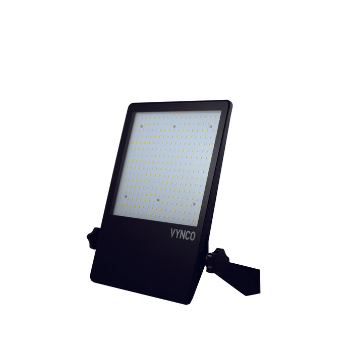 Vynco LUM FLOODLIGHT 5000K 200W 26000LM